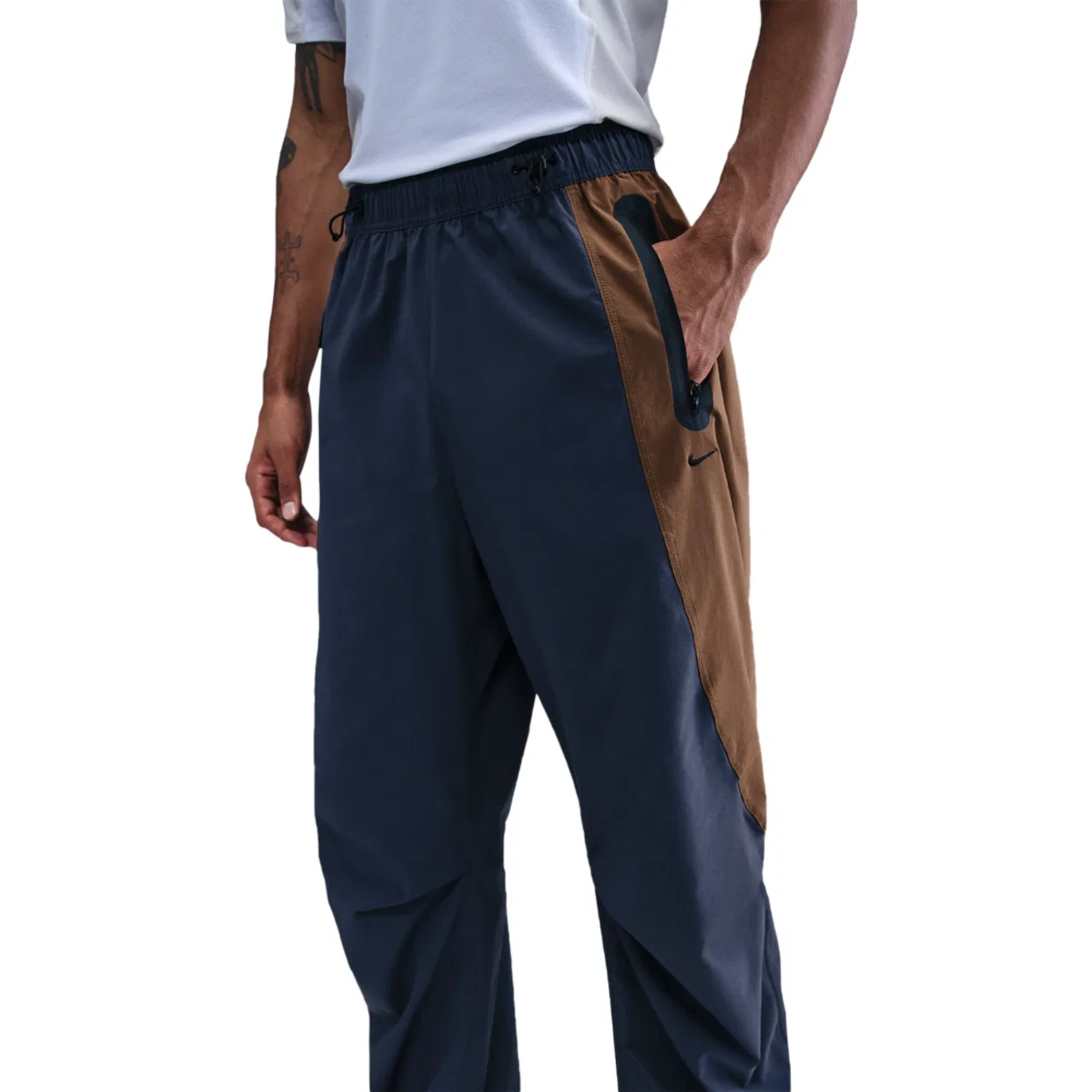 Мужские брюки оверсайз Tech Woven Pro Nike, цвет Thunder Blue/Mosswood Brown/Black