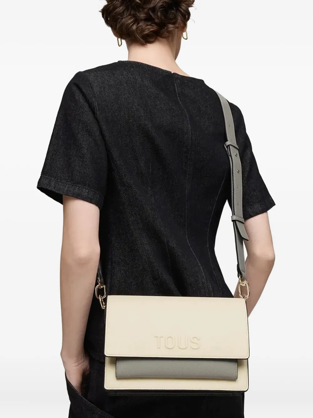 

Сумка через плечо Audree среднего размера с тисненым логотипом Tous, нейтральный