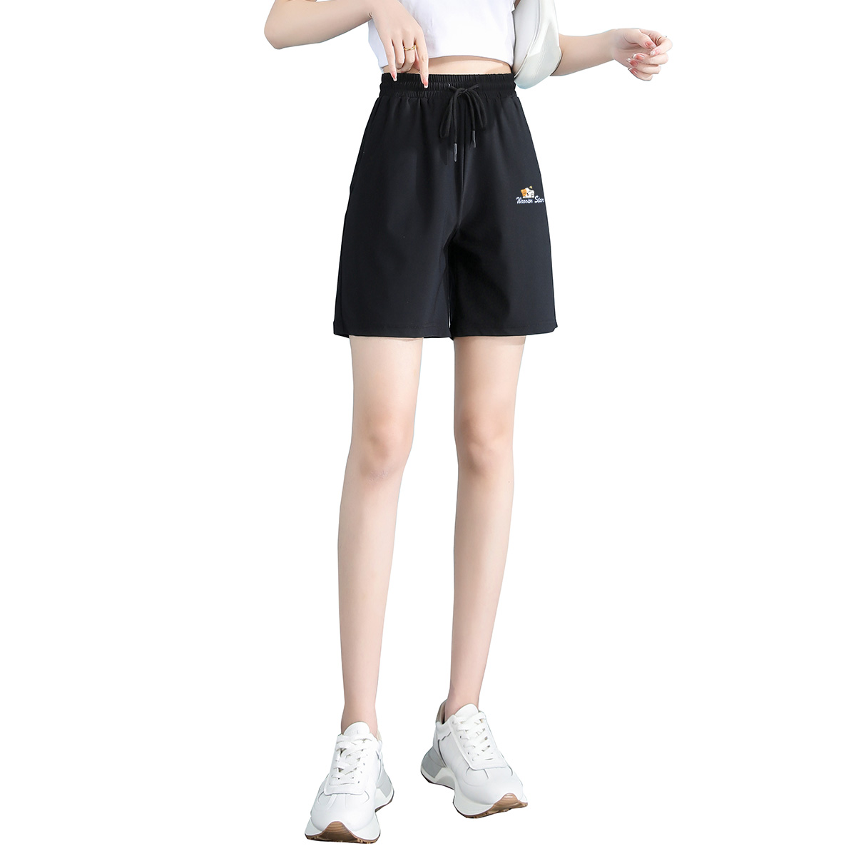 

Повседневные шорты женские черные WARRIOR