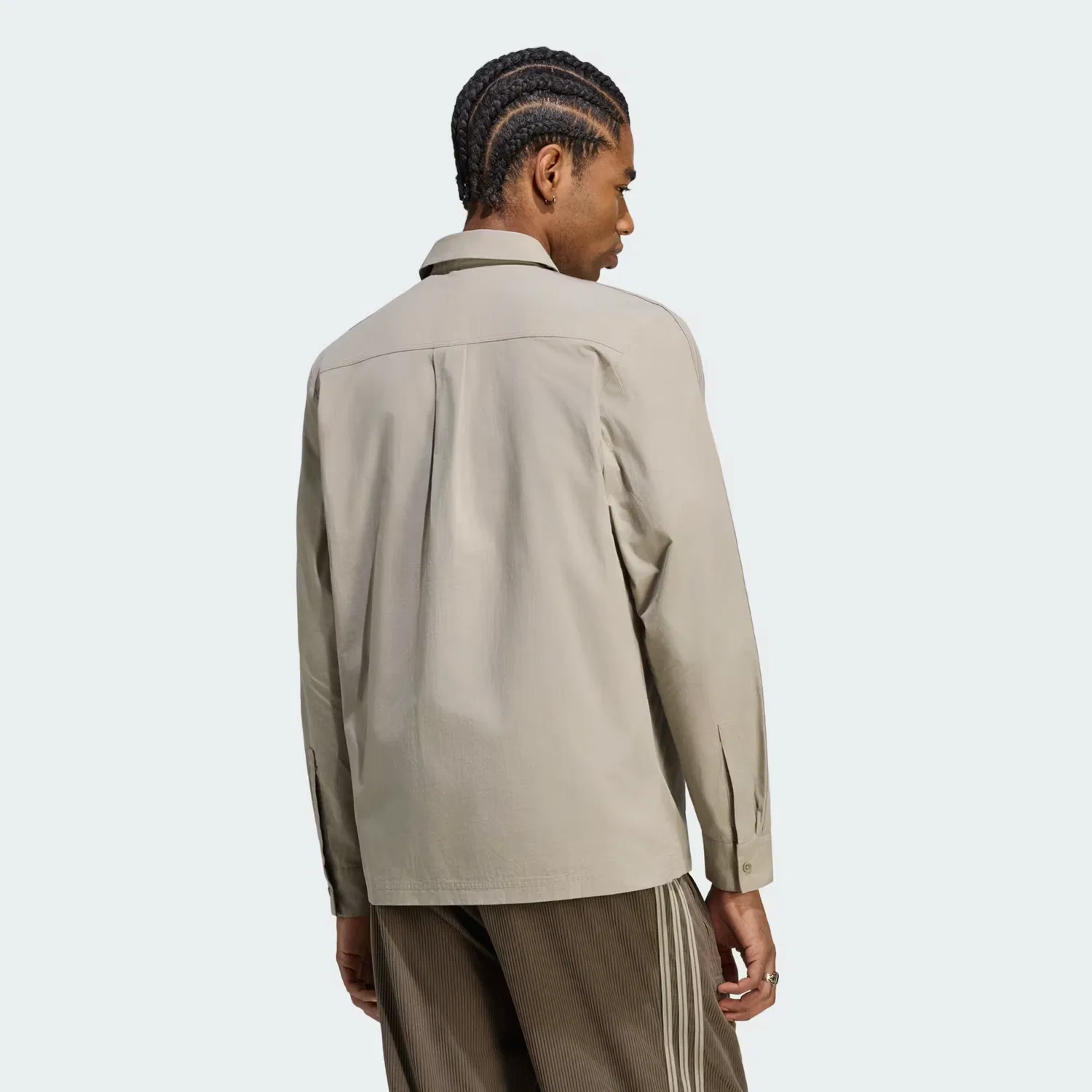 Мужская рубашка на пуговицах прямого кроя, 3-Stripes Button Up Shirt Adidas Originals, Silver Pebble — фото 2