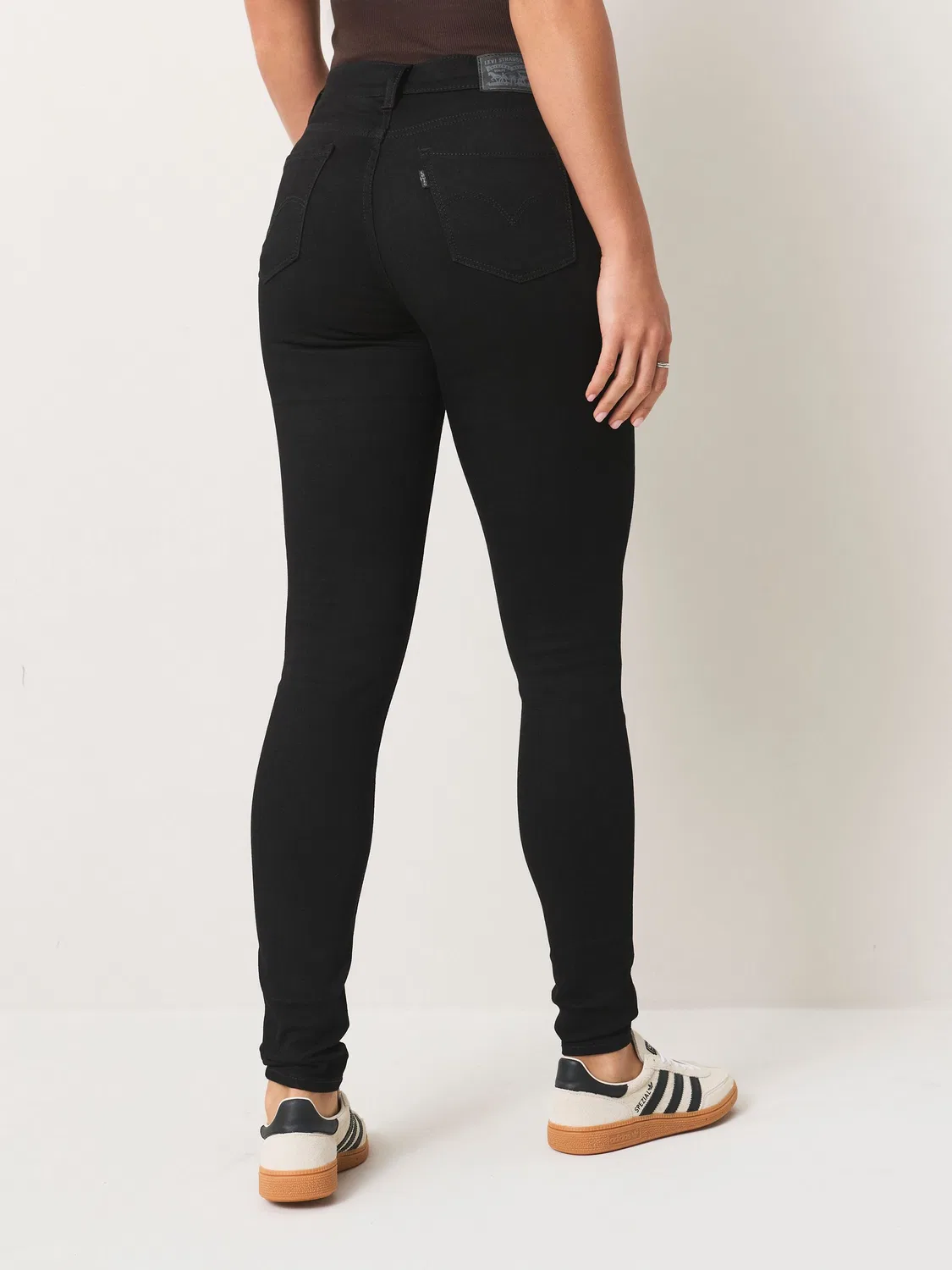 Джинсы Levi's Black Squared 310 Super Skinny Shaping — фото 3