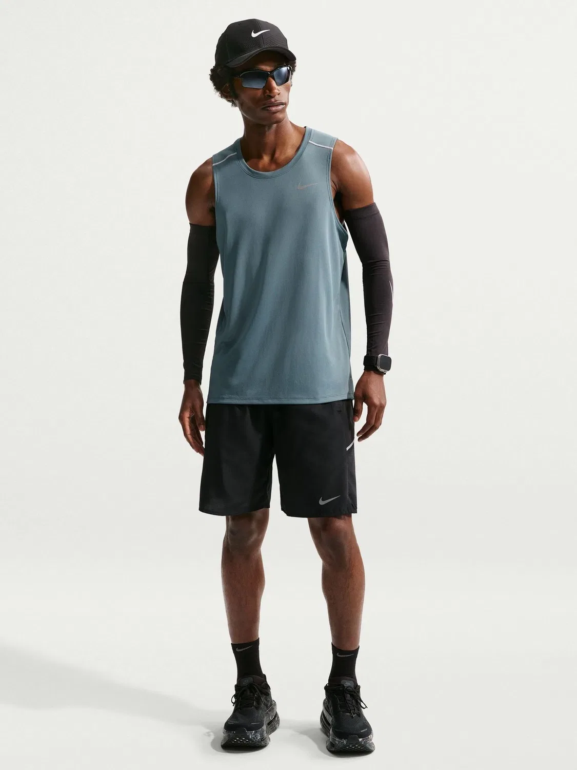 Жилет беговой Nike Miler Dri-FIT, Mineral Slate — фото 3