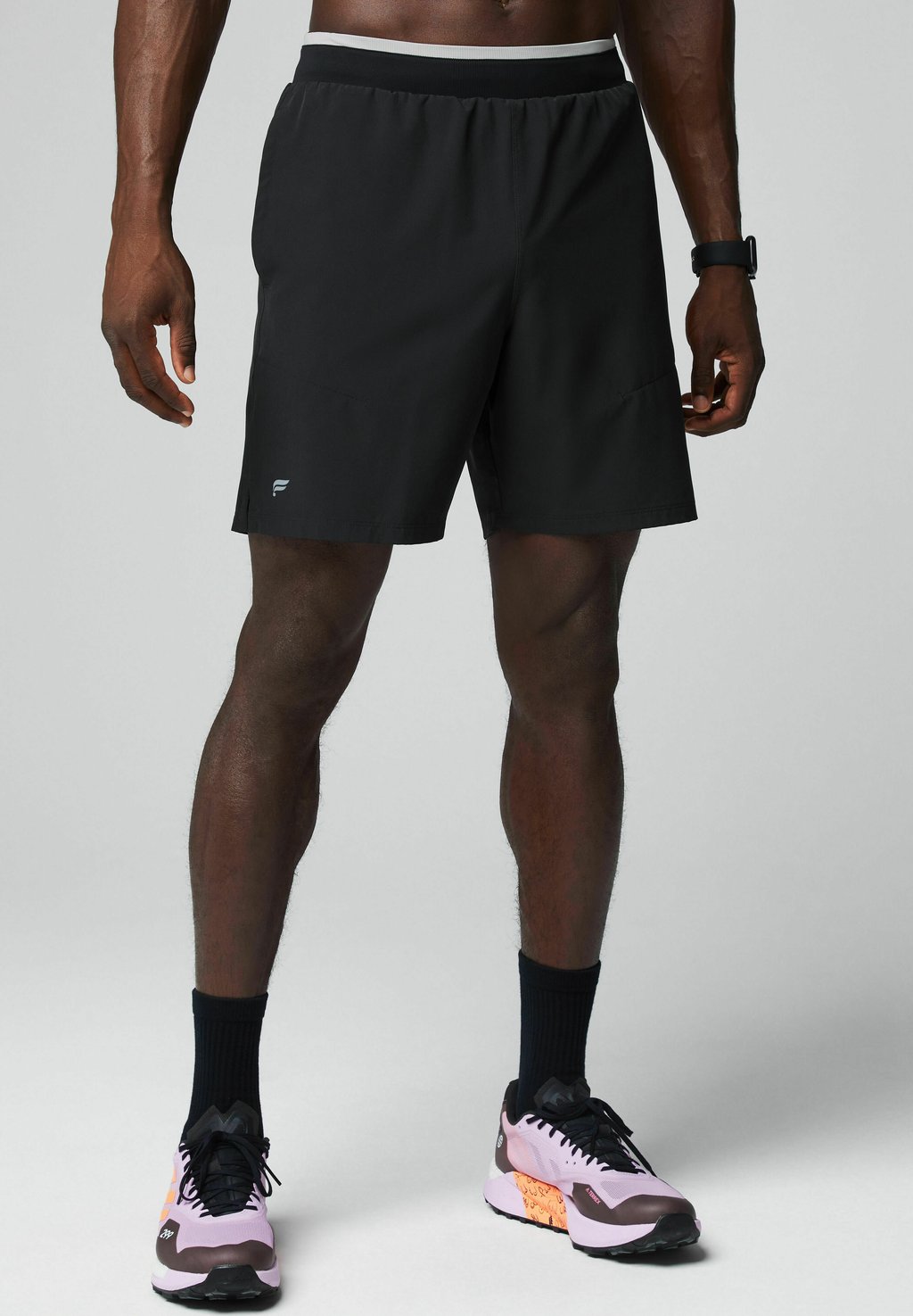 

Спортивные шорты THE FUNDAMENTAL Fabletics, черный