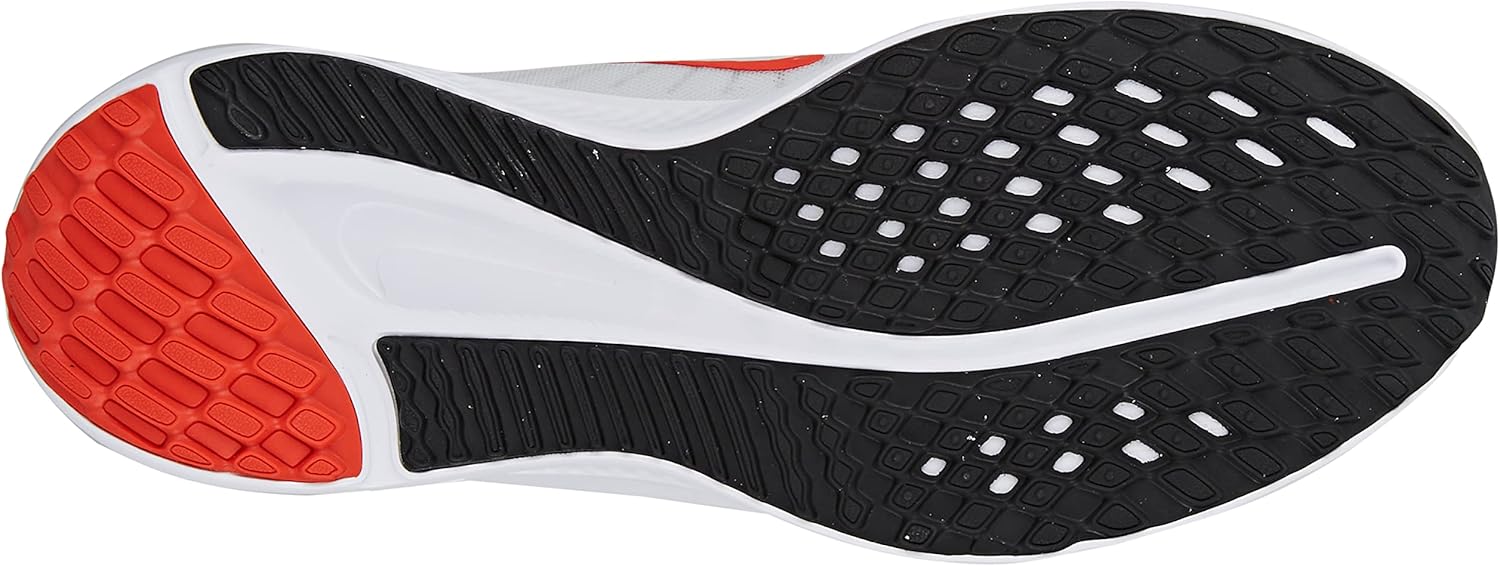 Мужские тренировочные кроссовки Nike Quest 5, Platinum Tint Lt Crimson White Black — фото 2