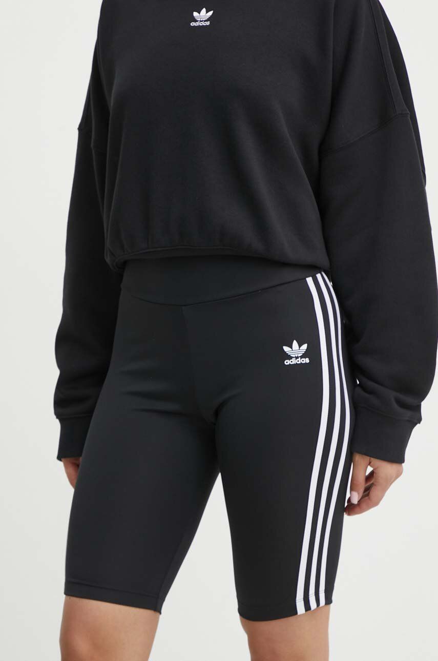 

Шорты adidas Originals, черный