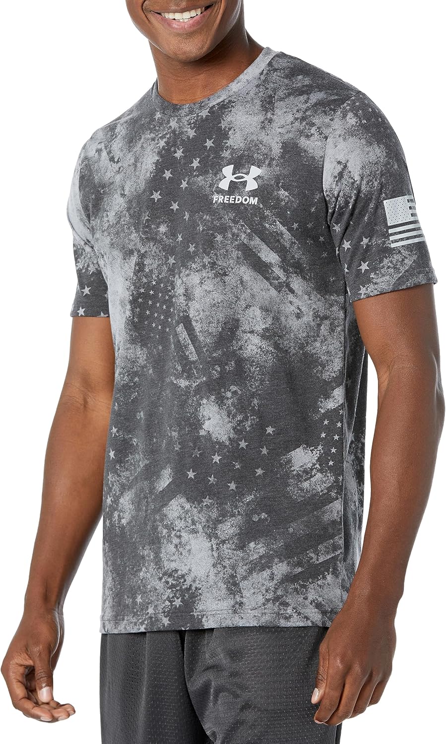 

Футболка с коротким рукавом Under Armour Freedom Graphic, (010) Jet Gray/Steel