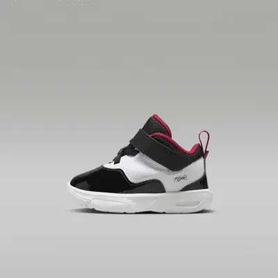

Кроссовки Nike Stay Loyal 3, цвет White/Gym Red/Black