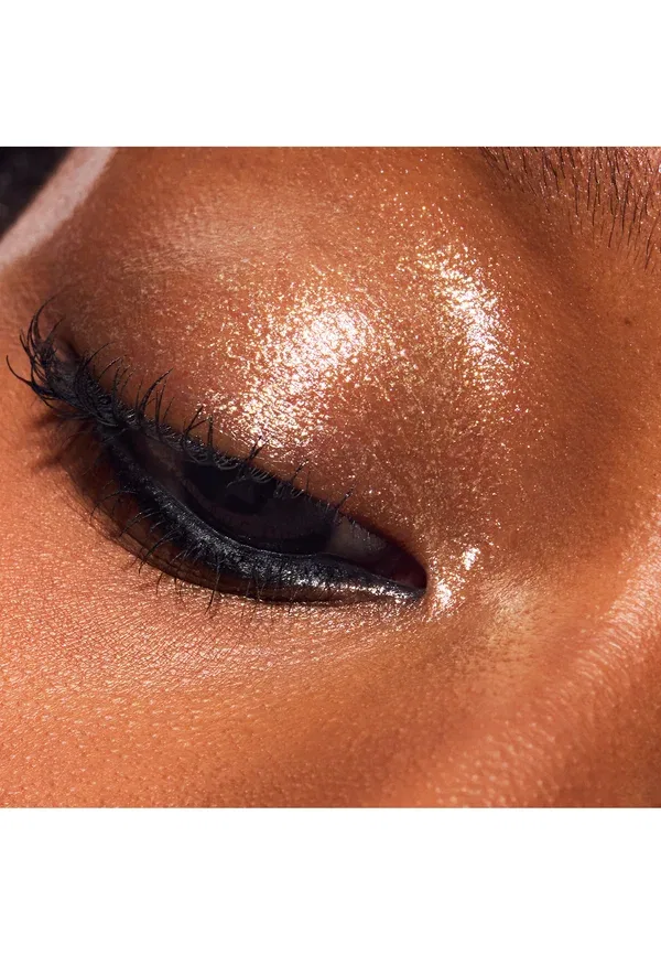 Тени для век стойкие кремовые Dazzleshadow Eyeshadow Stick, 1.6 г, Mac, Gold Stud — фото 4