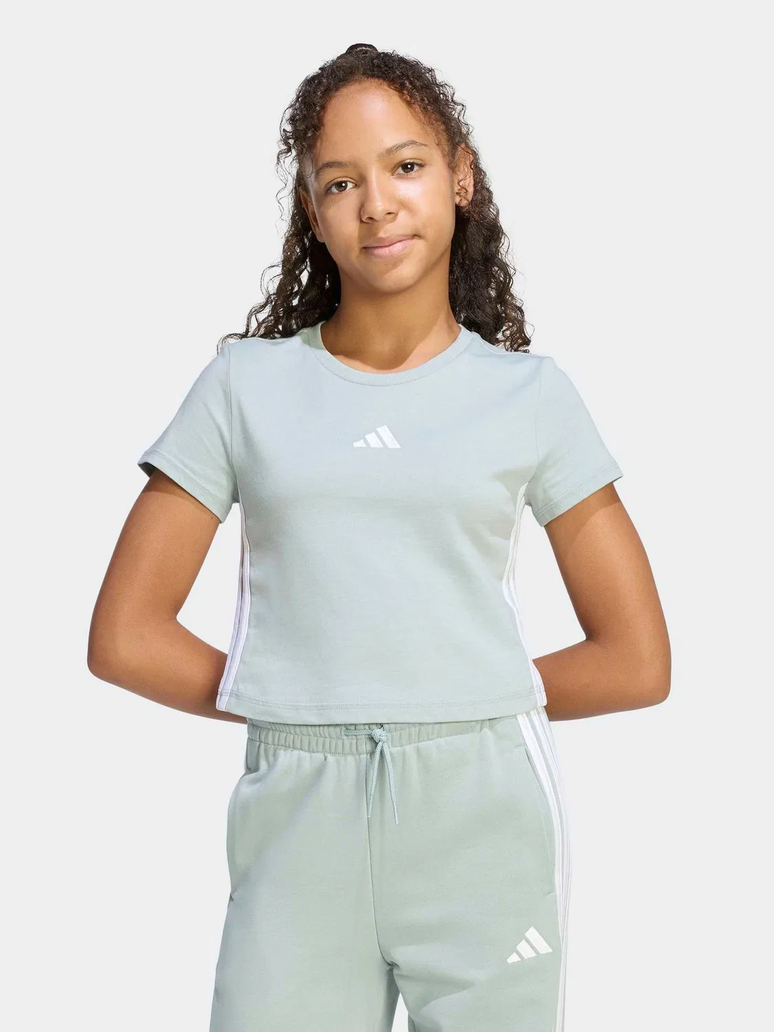 Футболка с 3 полосками Essentials adidas, зеленый