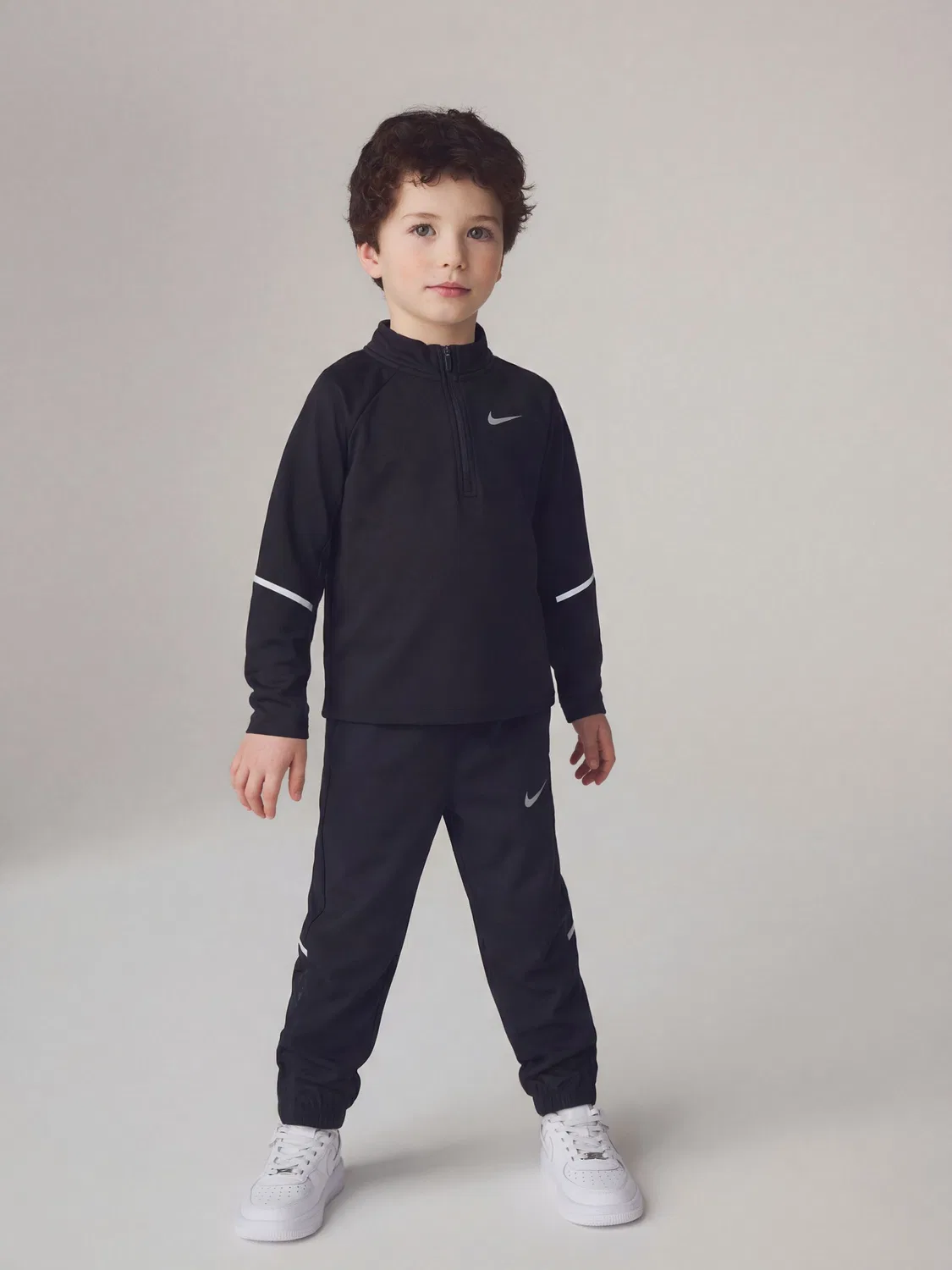 Спортивный костюм Nike Dri-FIT Miler Set, черный