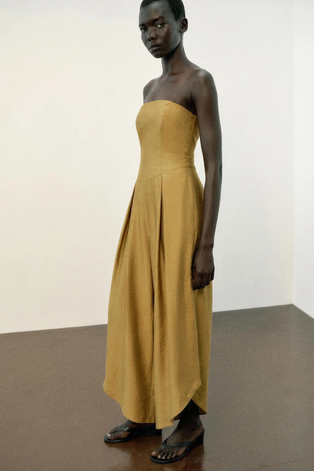 Комбинезон с асимметричным подолом ZARA, camel