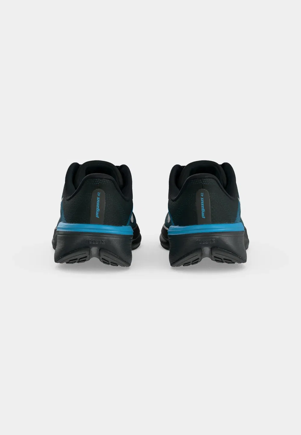 Кроссовки Air Zoom Pegasus 42 унисекс - для бега по улицам Nike Performance, Black/Metallic Silver-Coloured/Light Current Blue/Anthracite — фото 4