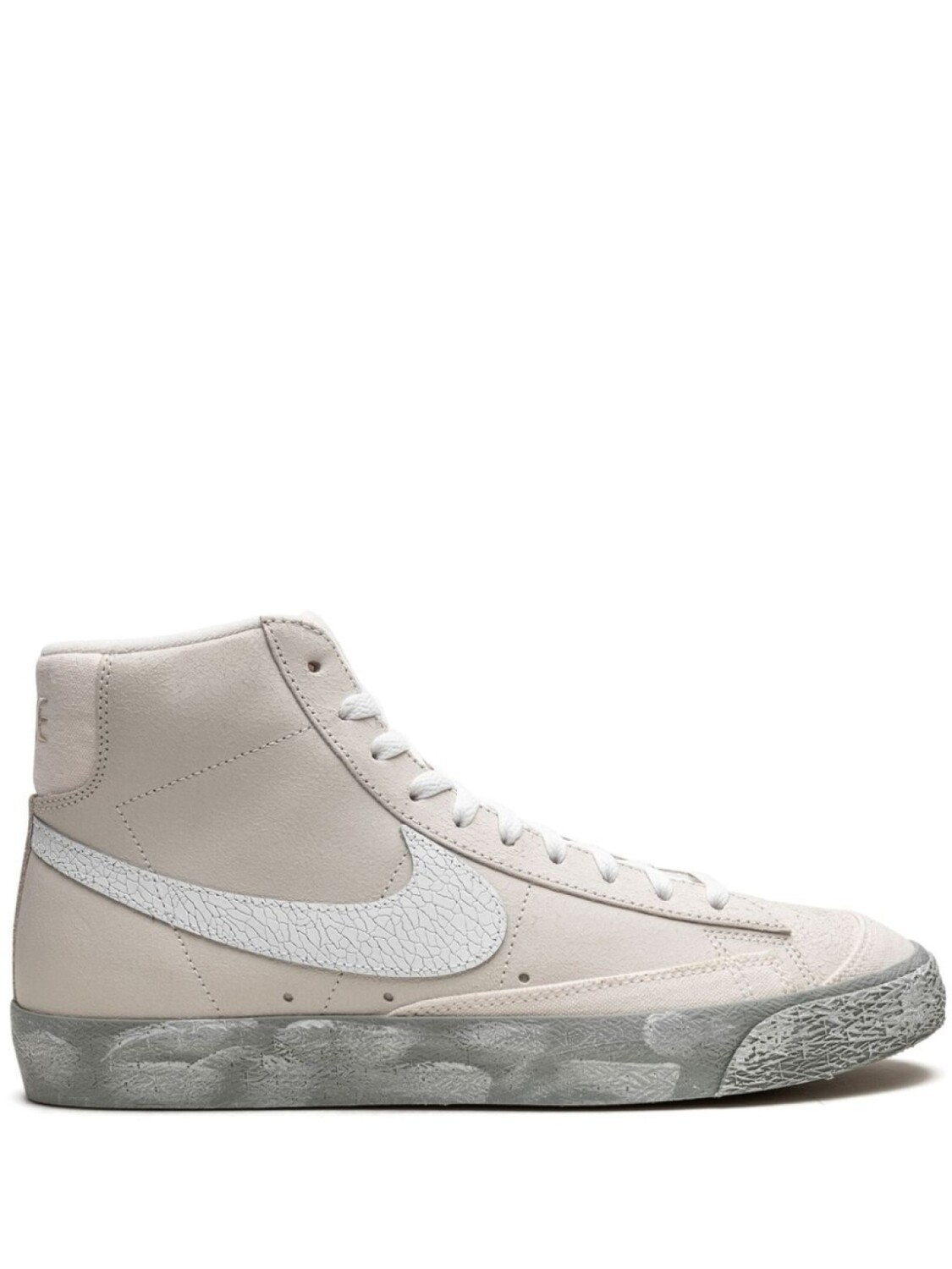 

Nike кроссовки Blazer Mid '77 EMB 'Summit White', белый