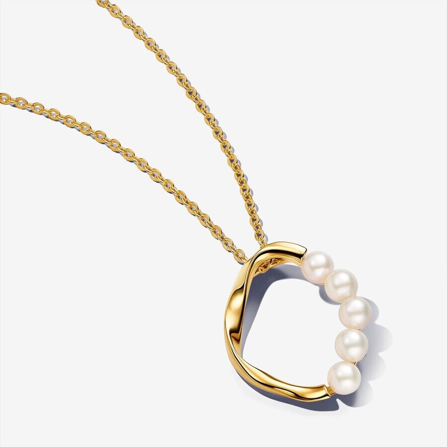 

Колье Pandora Essence Organically Shaped Circle & Treated Freshwater Cultured Pearls, золото/жемчуг