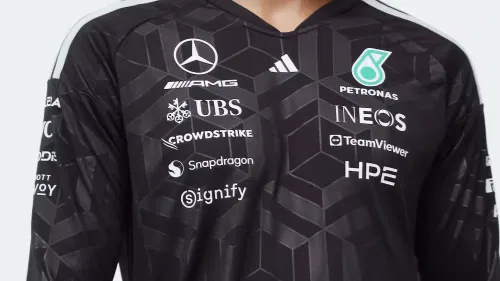 Мужская спортивная футболка с длинным рукавом приталенного кроя Mercedes-AMG Petronas Formula 1 Team Driver Adidas Performance, черный — фото 2
