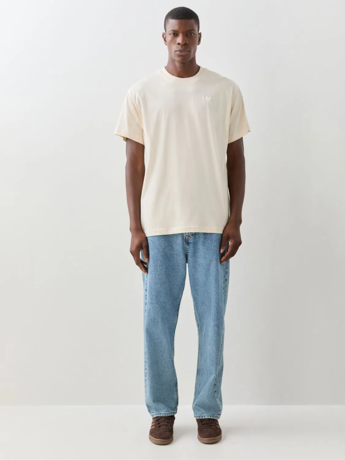 Футболка Oversized Trefoil Essentials, adidas Originals, кремовый — фото 2