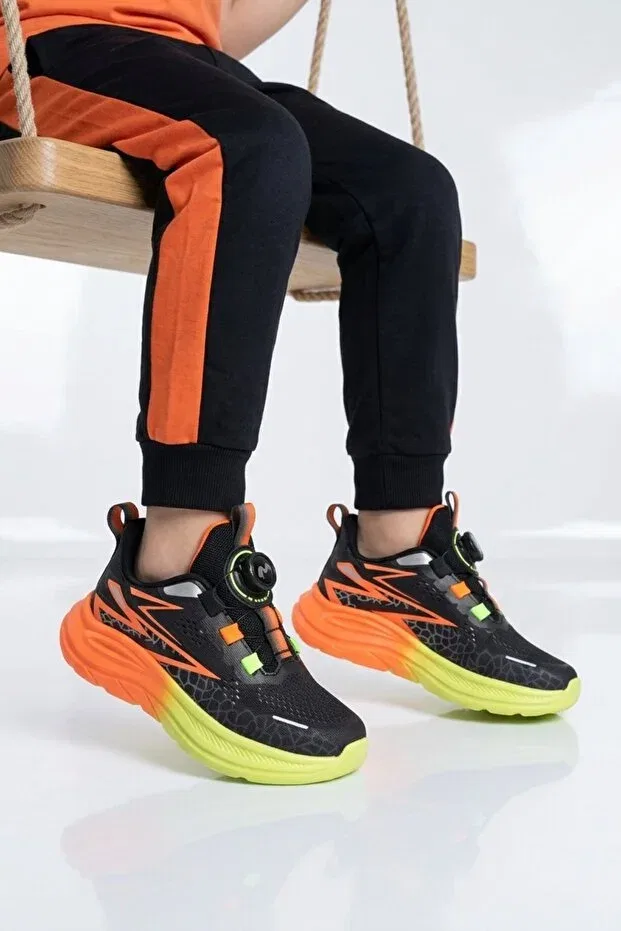Детские спортивные кроссовки для мальчиков с принтом Marco Kids, Black-Orange — фото 2