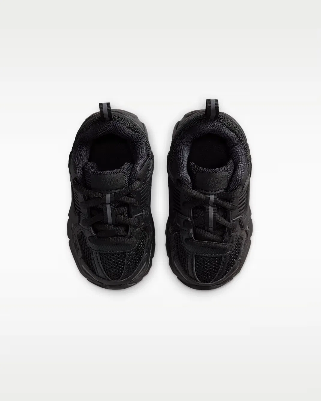 Детская обувь (классические шнурки) Nike Vomero 5, Black/Black — фото 4