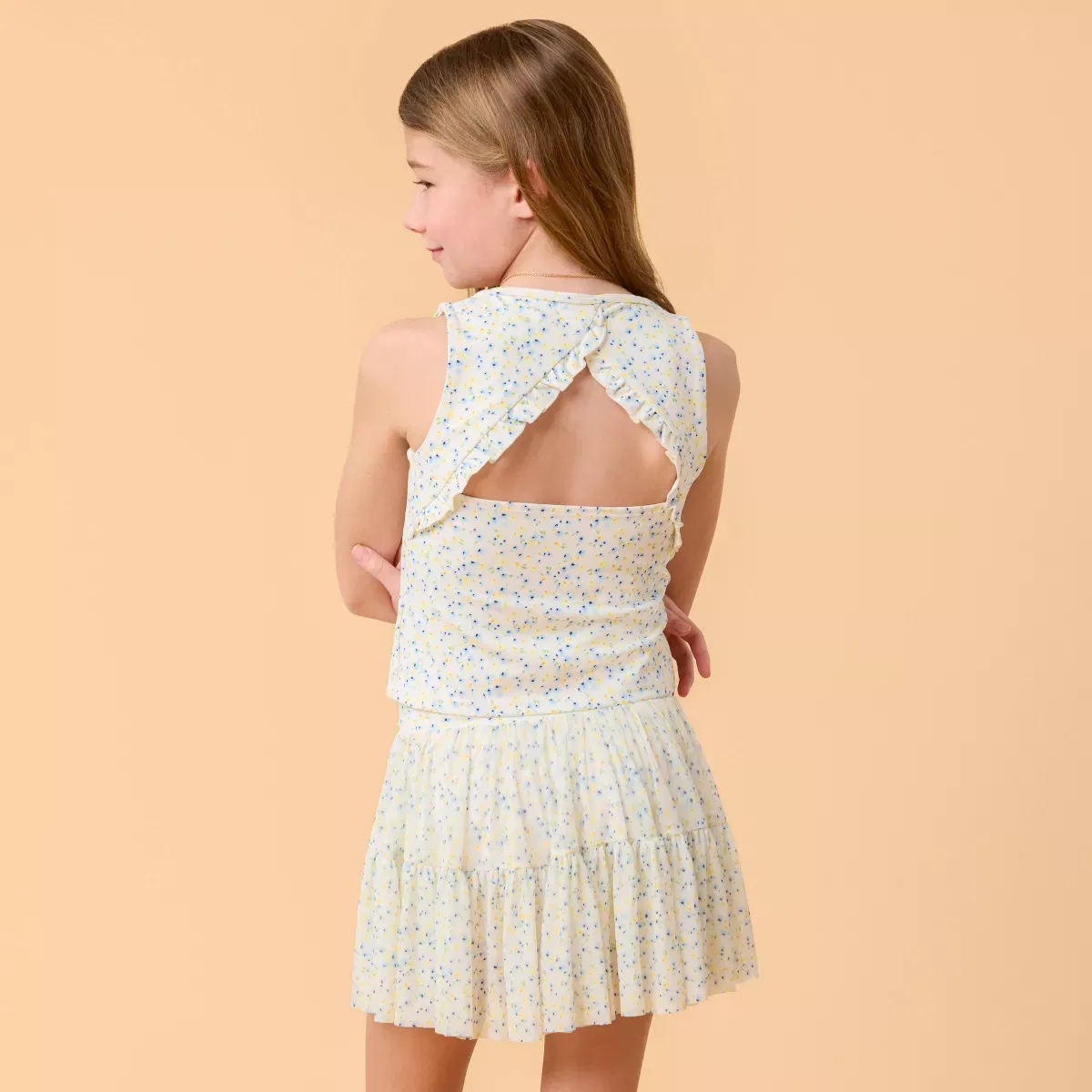 Детский топ без рукавов с принтом Mommy & Me Ruffle Back Tank PERFORMANCE PARTNERSHIPS, White Floral Print — фото 2