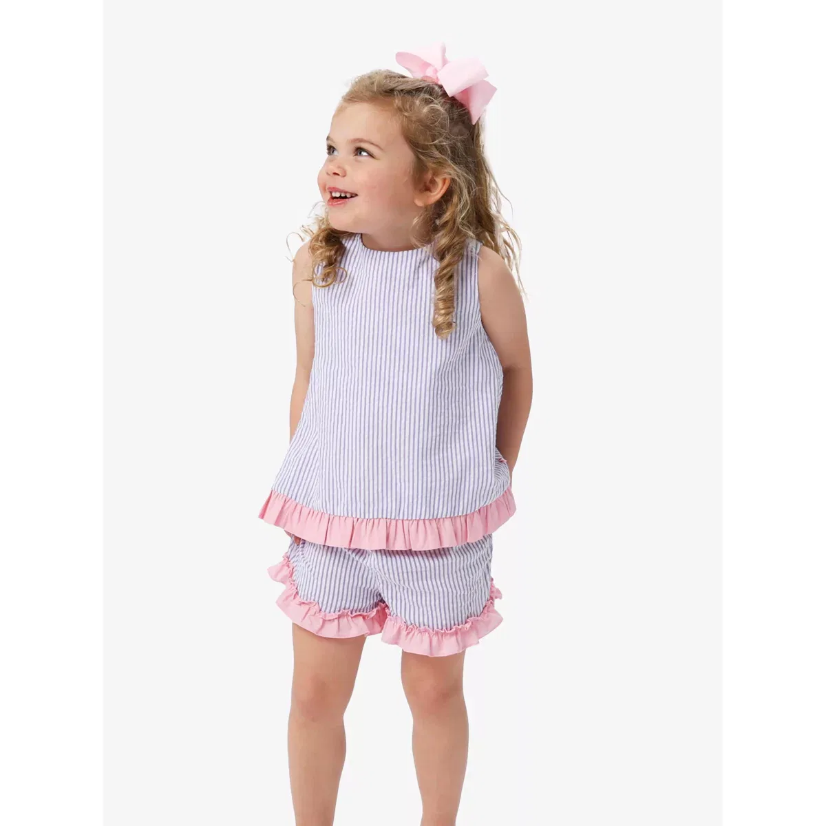 Детский комплект для девочек с воланами Classic Blue Seersucker Ruffle Swing Top and Short Set RuffleButts, Wisteria Purple Signature Seersucker — фото 4