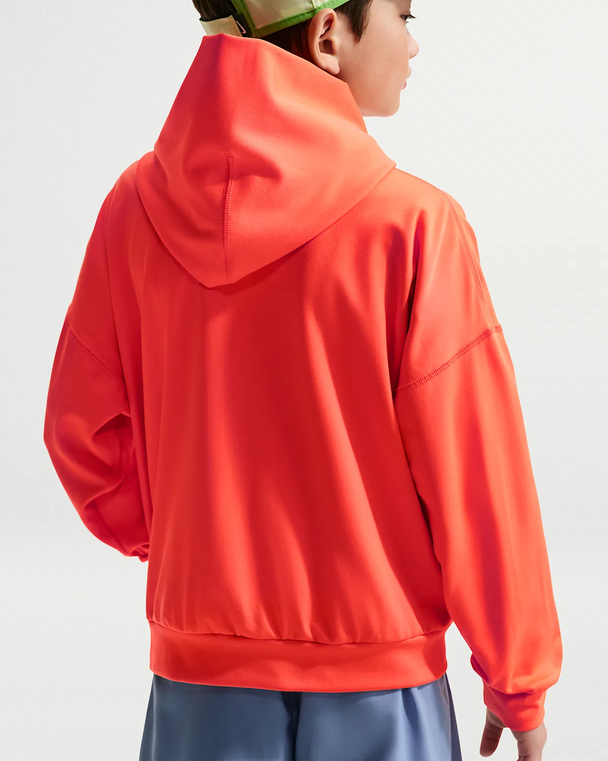 Детская (мальчиковая) флисовая кофта с капюшоном Dri-FIT Nike Pro, Turf Orange/Black — фото 2