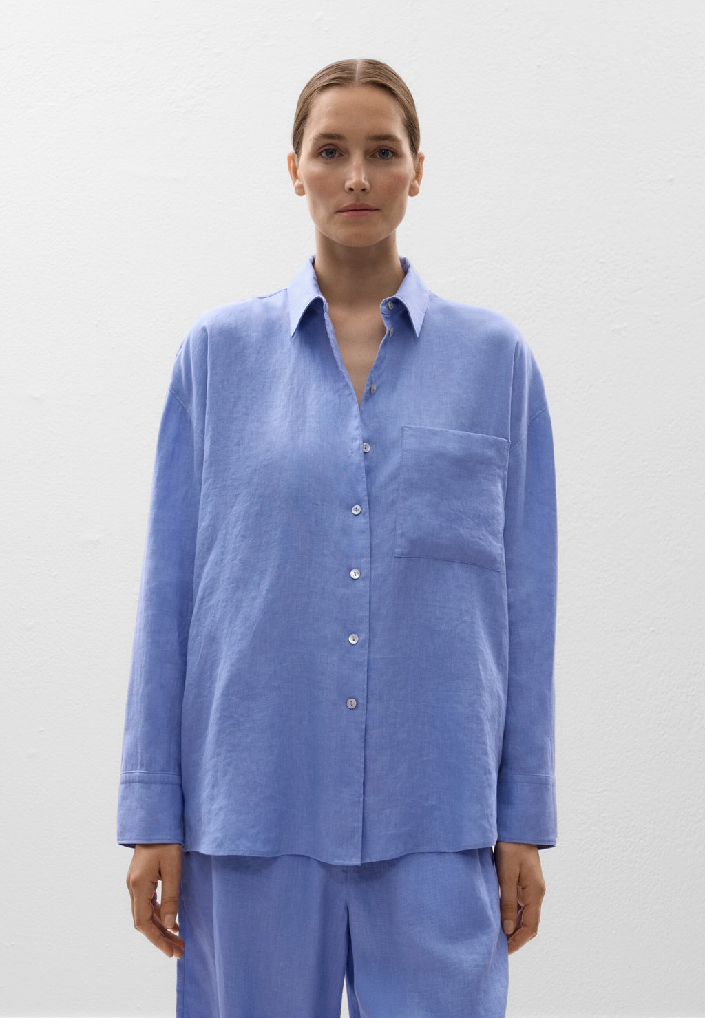 

Блузка на пуговицах LINEN RELAXED OYSHO, светло-голубой