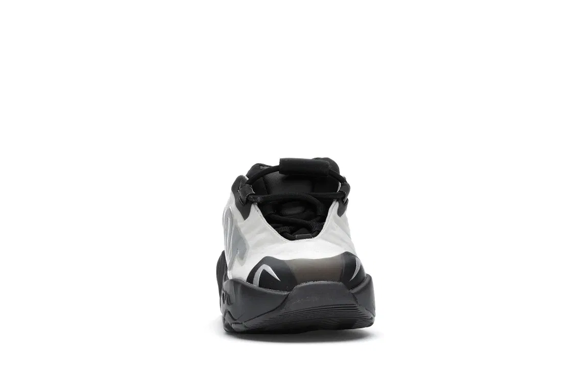 Детские кроссовки с безшнуровкой Adidas Yeezy Boost 700 MNVN, Bone — фото 2