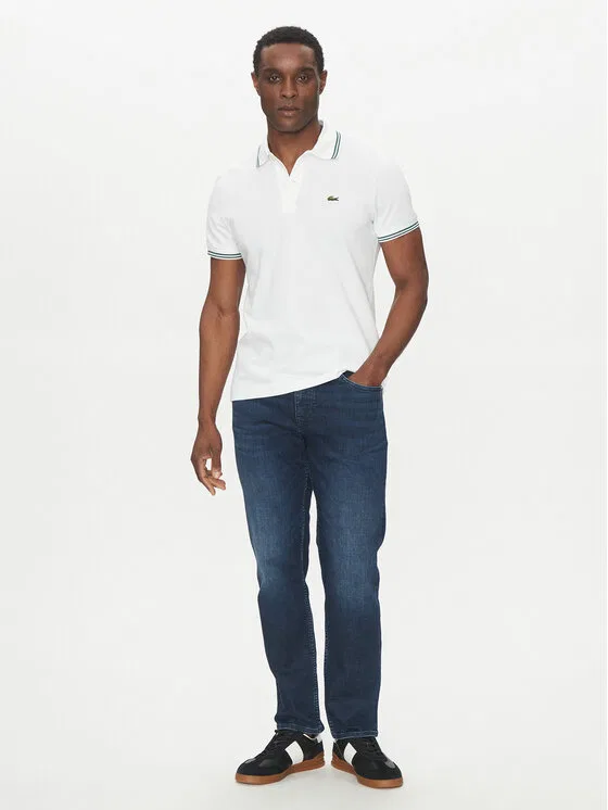 Футболка поло Lacoste Regular Fit, однотонная, белый — фото 2
