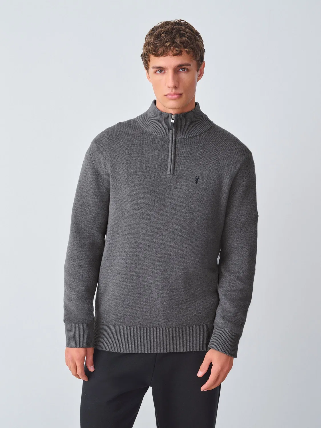 Джемпер с четверть-застежкой молния, Charcoal Grey, Stag Logo Next