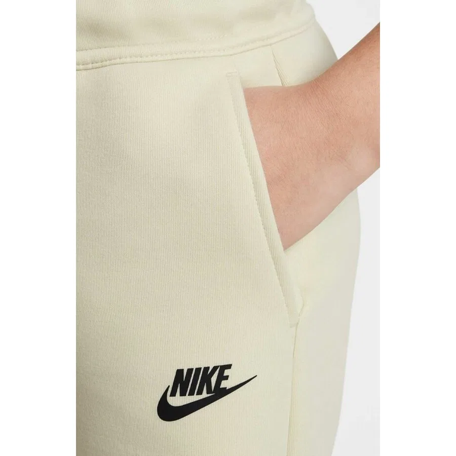 Детские шорты с молнией и карманами Tech Fleece Nike, Кремовый — фото 4