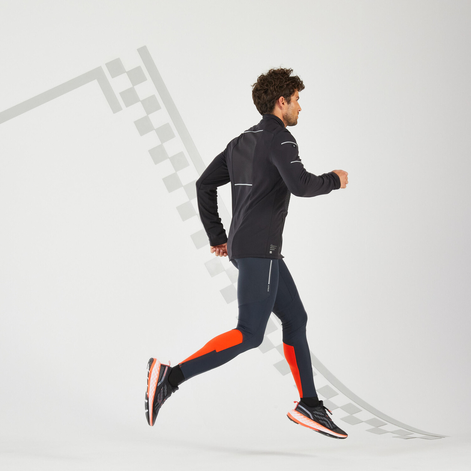 

Куртка спортивная зимняя Kiprun Warm мужская черная, черный