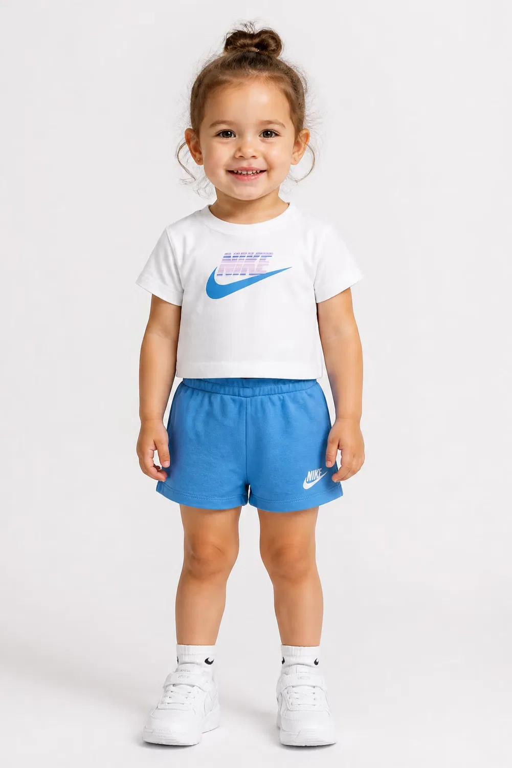 Комплект футболки и шорт с логотипом бренда Nike, разноцветный