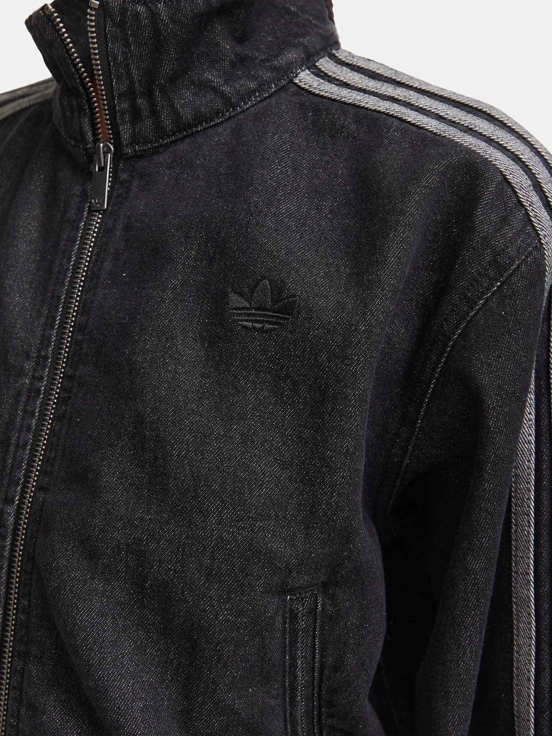Женская толстовка стандартного кроя Firebird Denim Tracktop Adidas, черный — фото 4
