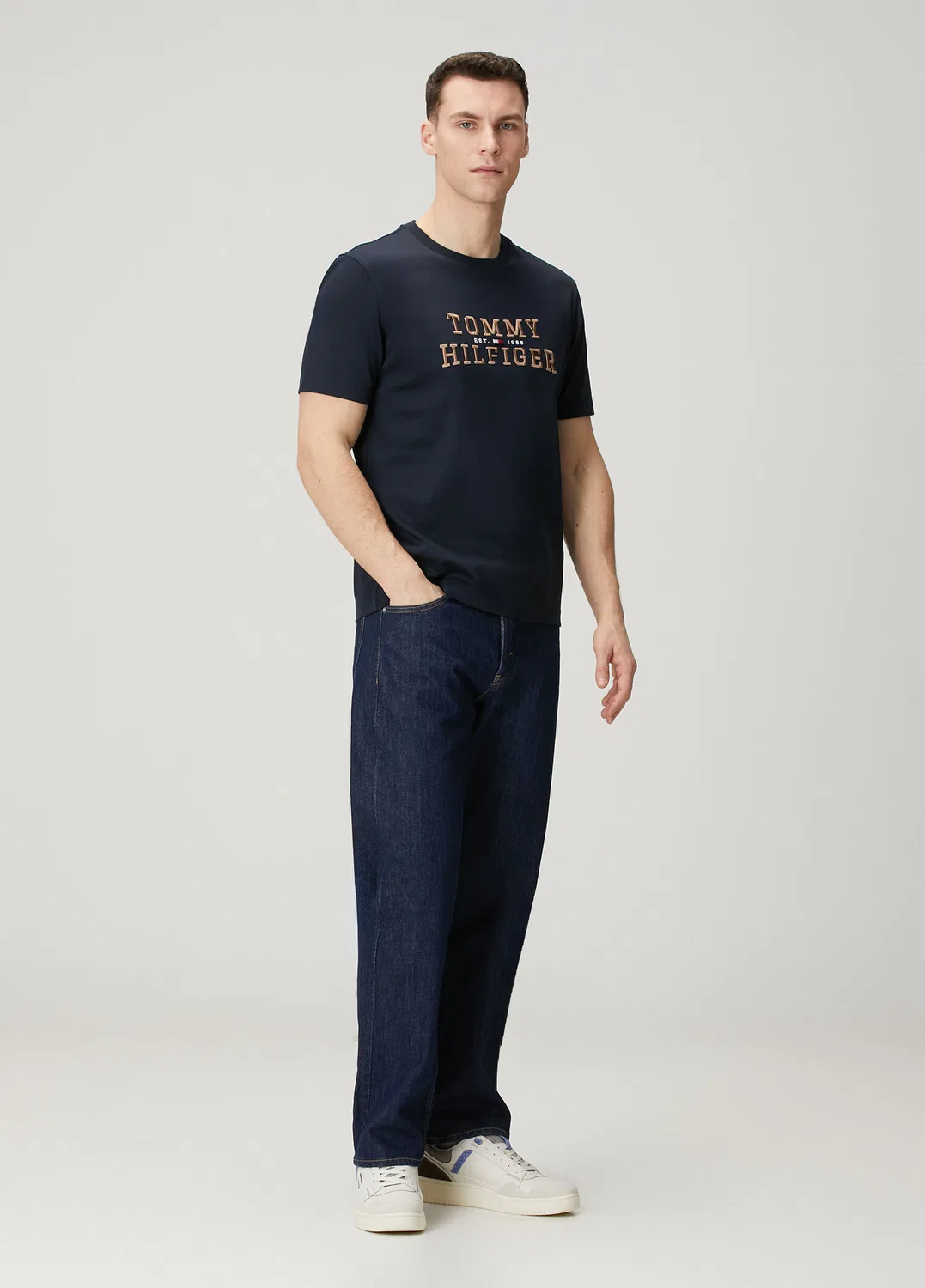 Футболка Tommy Hilfiger с вышивкой логотипа, синий — фото 2