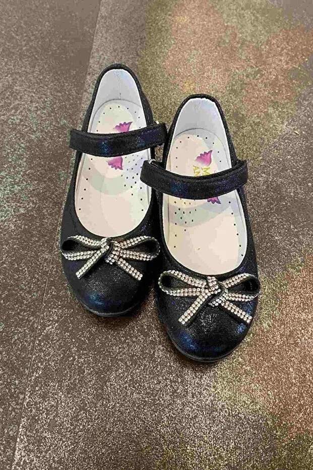 Детские балетки для девочек с коротким каблуком Moona Kids, Black