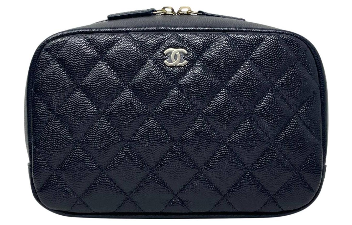 

Сумка-кошелек из кожи ската и телячьей кожи, клатч, косметичка женская черная CHANEL