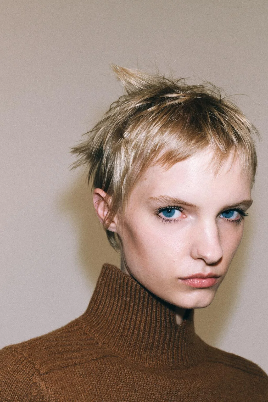 Джемпер Zara из шерсти с высоким воротом, кирпичный — фото 4