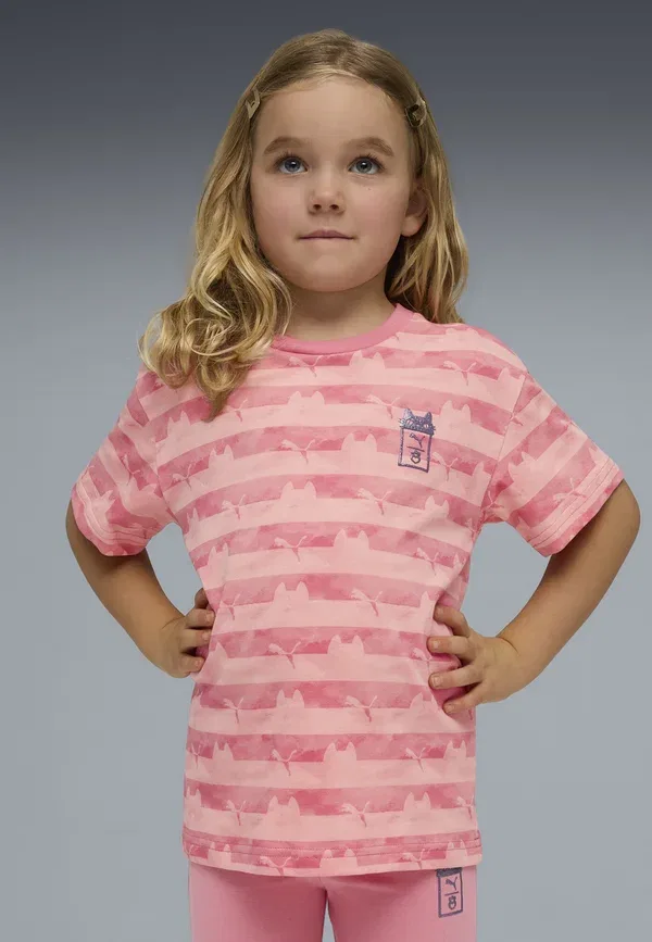 Футболка хлопковая Puma x Gabby's Dollhouse Relaxed T-shirt, Puma, Wild Pink, розовый — фото 2