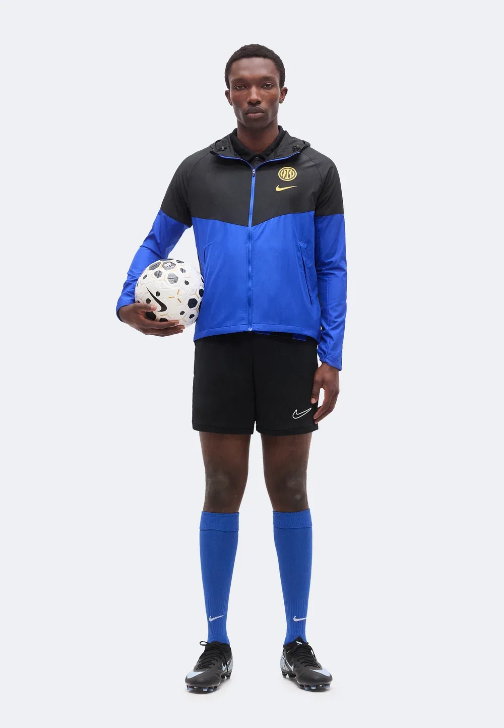 Межбеговая ветровка Nike Performance, Black/Lyon Blue/University Gold-Coloured — фото 2