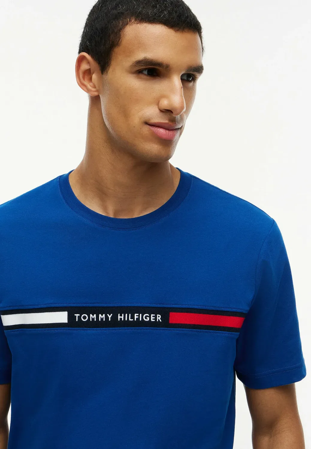Футболка Hilfiger с вставкой на груди - графический принт "Любовь к бренду" Tommy Hilfiger, Opulent Blue — фото 4