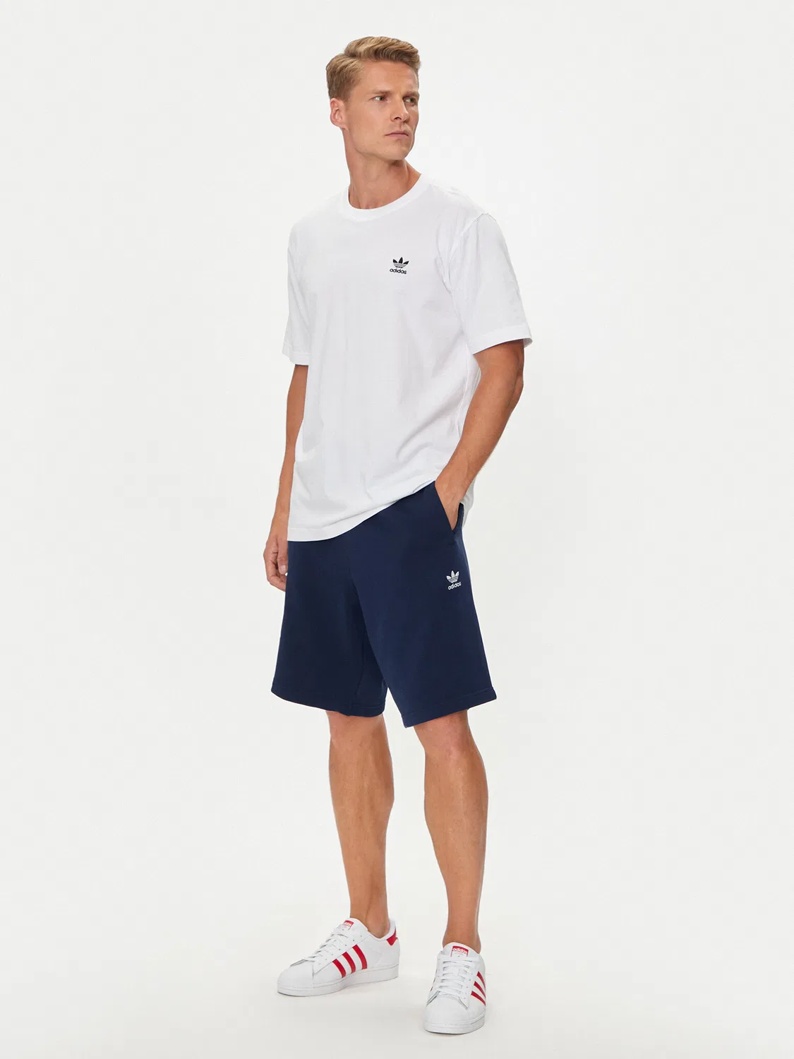 Мужские спортивные шорты стандартного кроя Essentials Trefoil Adidas, темно-синий — фото 2