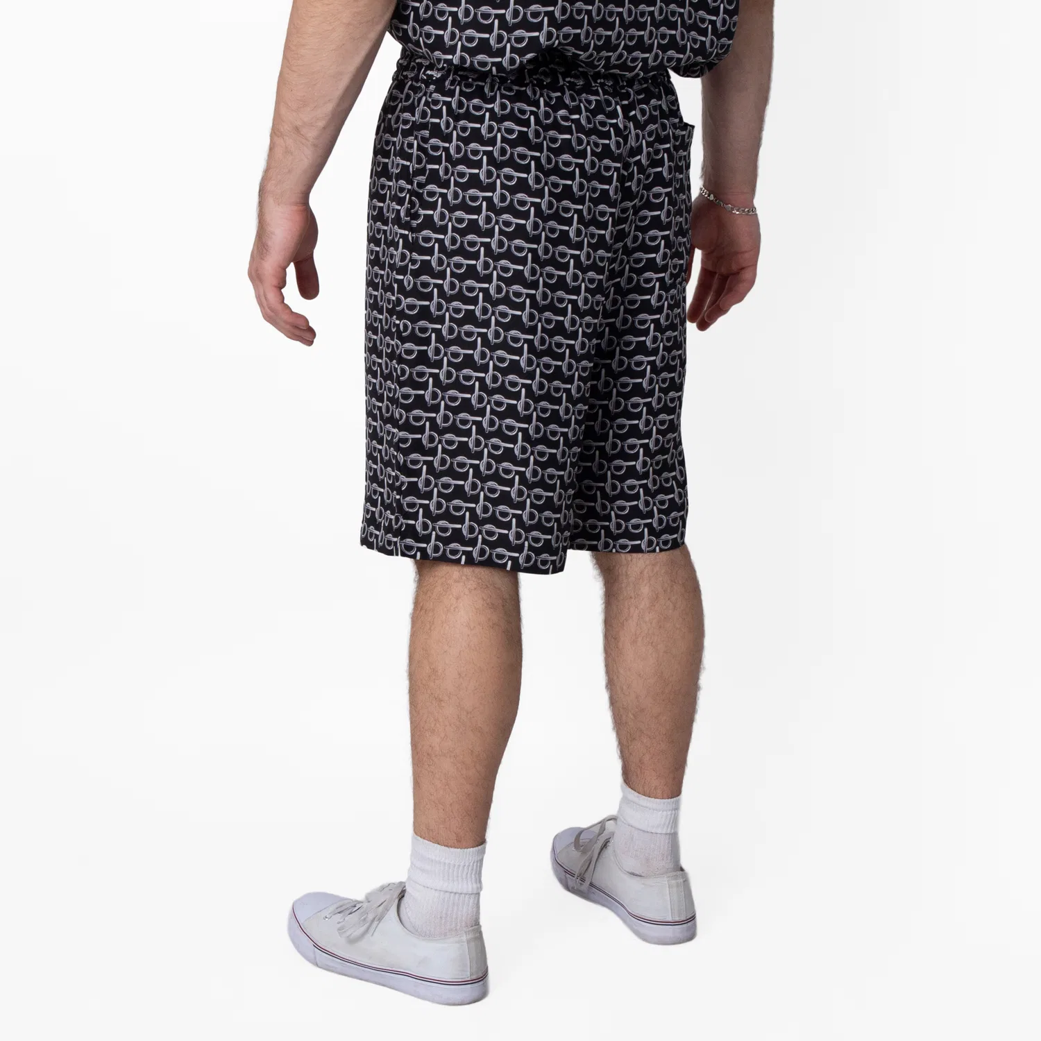Шорты из шелка с принтом Monogram B Burberry, Silver/Black — фото 4