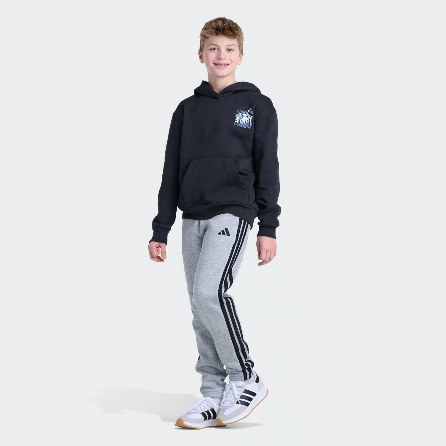 Детская толстовка с капюшоном и графическим принтом Adidas Sportswear, черный — фото 3