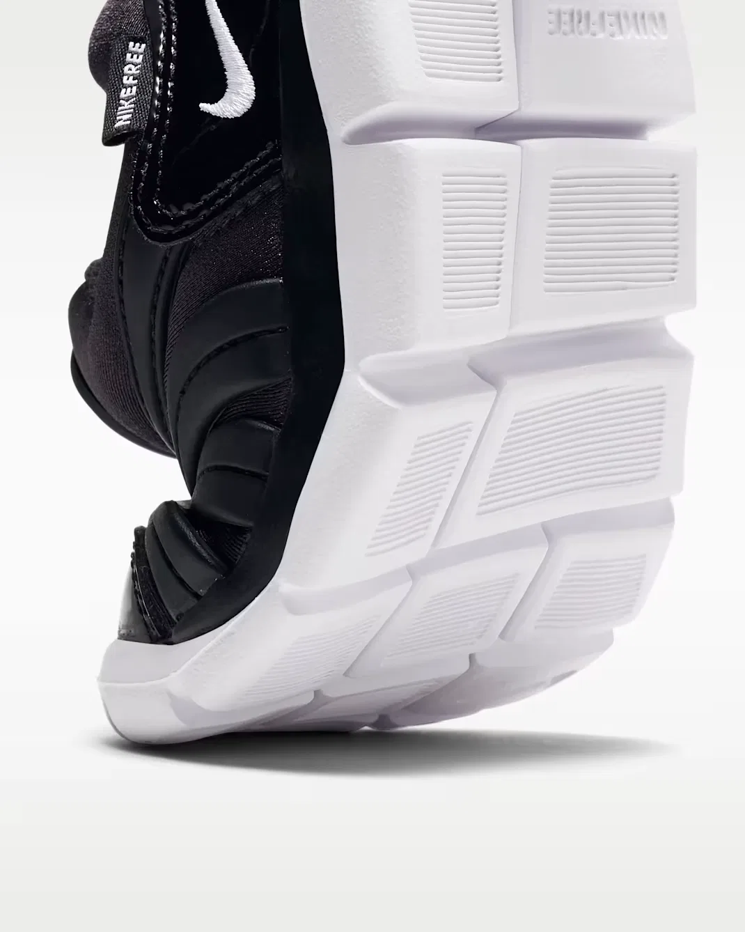 Детская/подростковая обувь Nike Dynamo Free, Anthracite/Black/White — фото 4