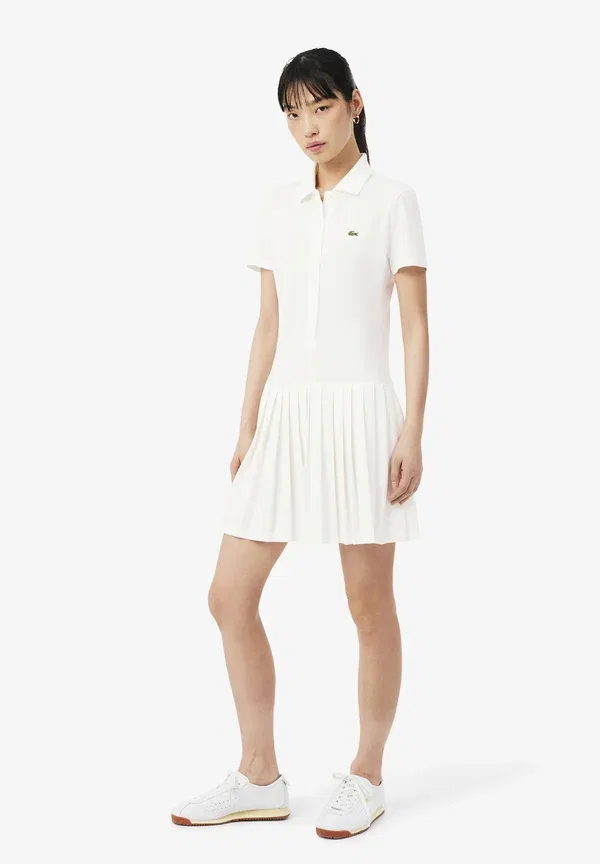 Платье Lacoste трикотажное приталенное однотонное