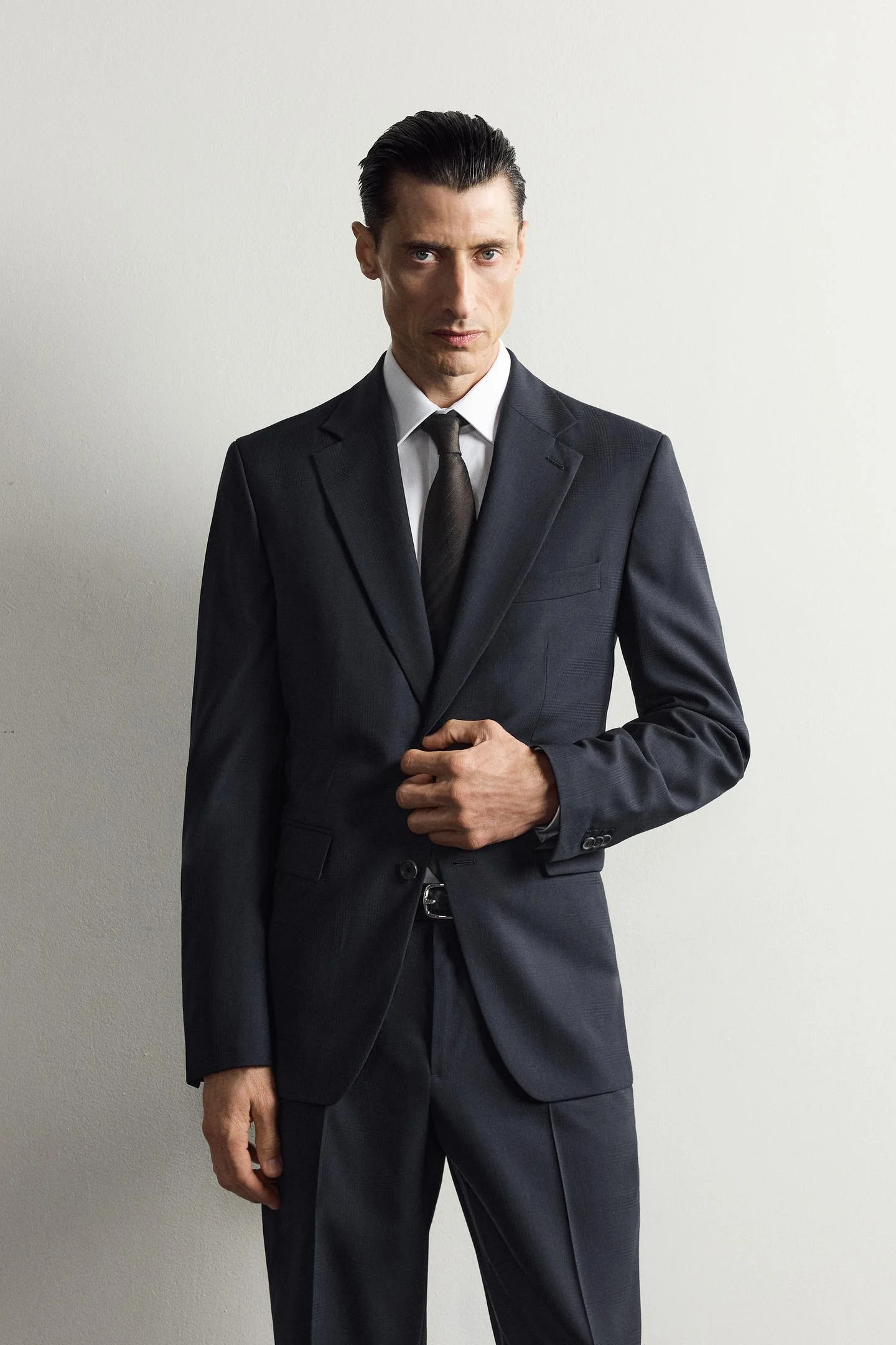 Пиджак Zara из шерсти в клетку, темно-синий