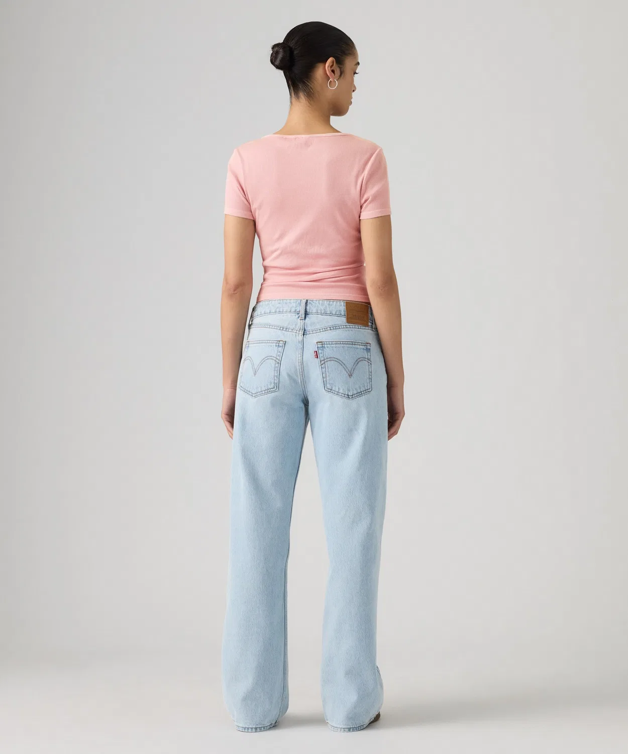 Женские джинсы свободного кроя с низкой посадкой Low Loose Levi's, Light Indigo Blue — фото 4