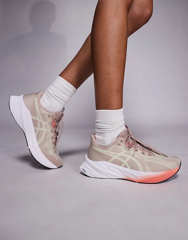 Кроссовки для бега Asics Dynablast 5 серо-коричневого и белого цветов — фото 4