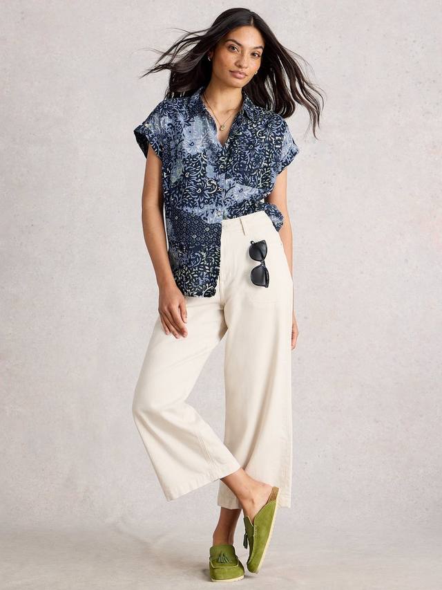 

Футболка Ellie с цветочным принтом White Stuff, Blue/Multi