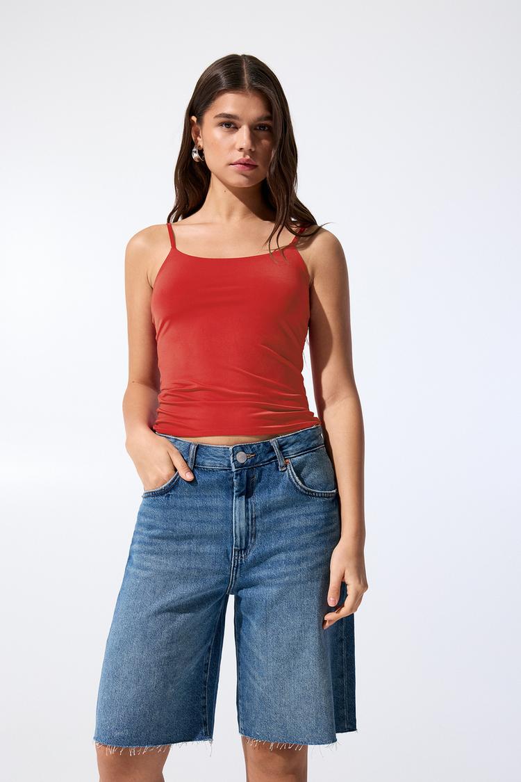 

Топ из полиамида с тонкими бретелями Pull And Bear, красный